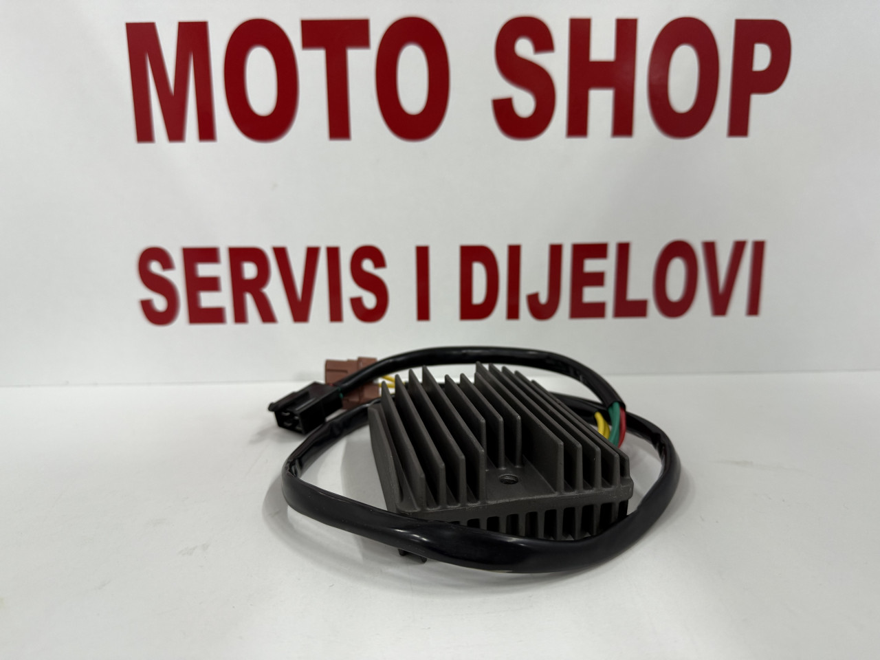 Regler za motor