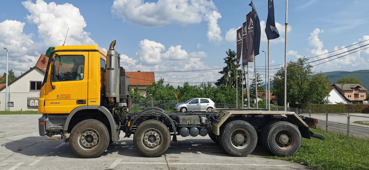 Mercedes-Benz Actros 4144 K (349)  - MIKSER / KIPER 4 OSOVINE