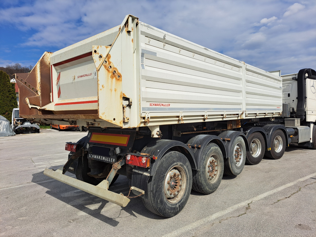 Schwarzmueller SK/H100/AB0 (441) - KIPA 3 OSOVINE / TROSTRANA