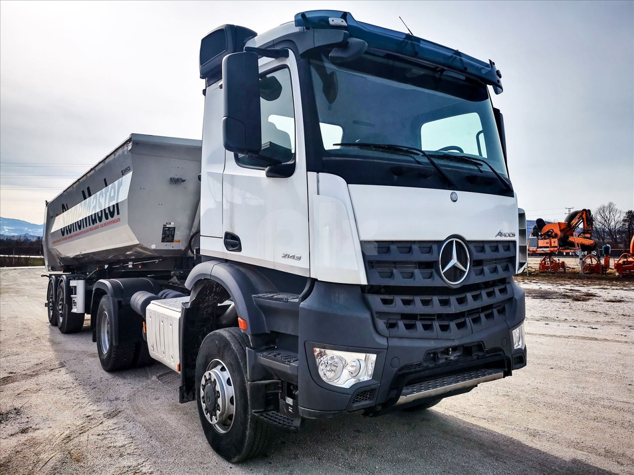 Mercedes-Benz Arocs 1843 (410) - KIPER TEGLJAČ