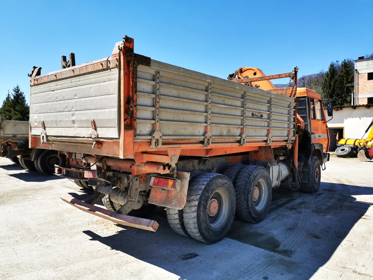 Steyr 32S42 (184) - KIPER 3 OSOVINE / KRAN