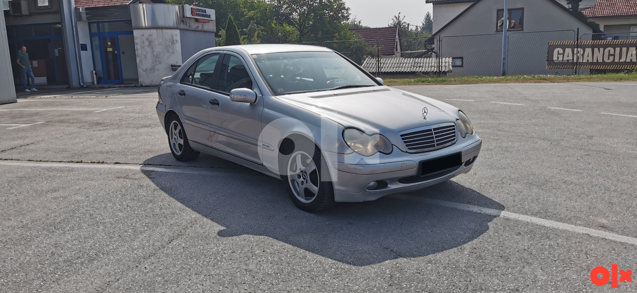 Mercedes_benz C 220