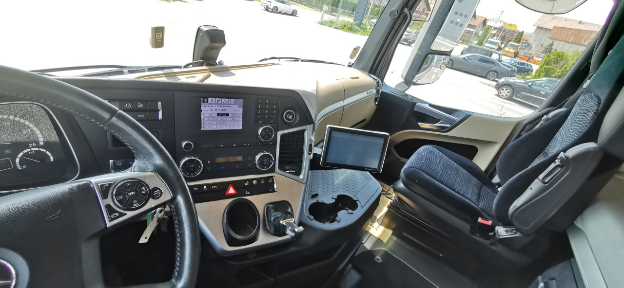Mercedes-Benz Actros 2545 L [501]