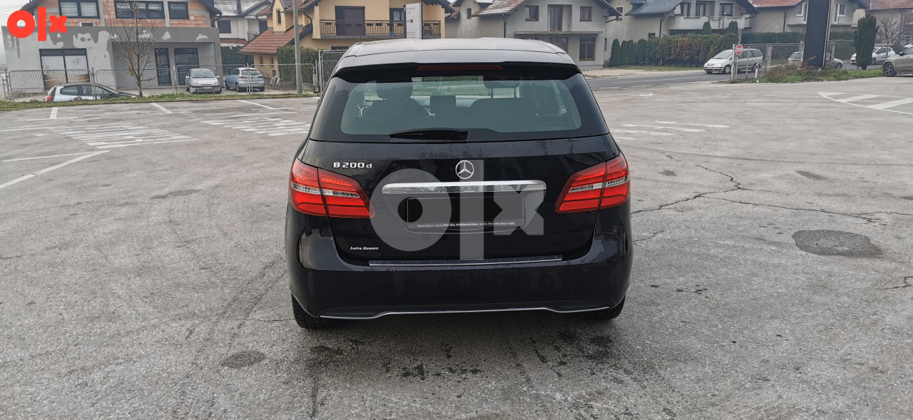 Mercedes-Benz B 200d [472]