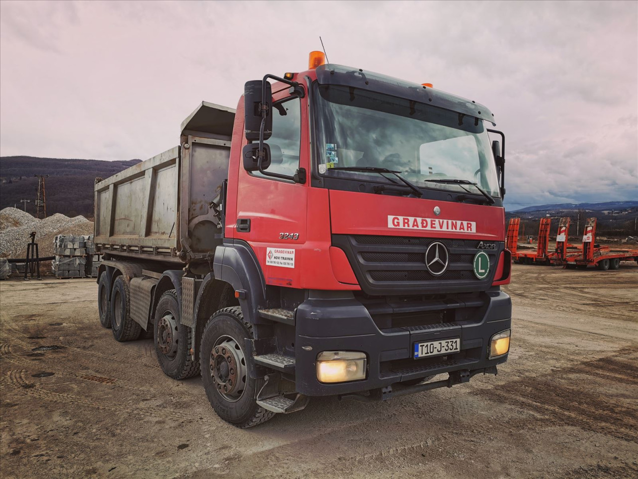 Mercedes-Benz Axor 3243 (136)  - KIPER 4 OSOVINE