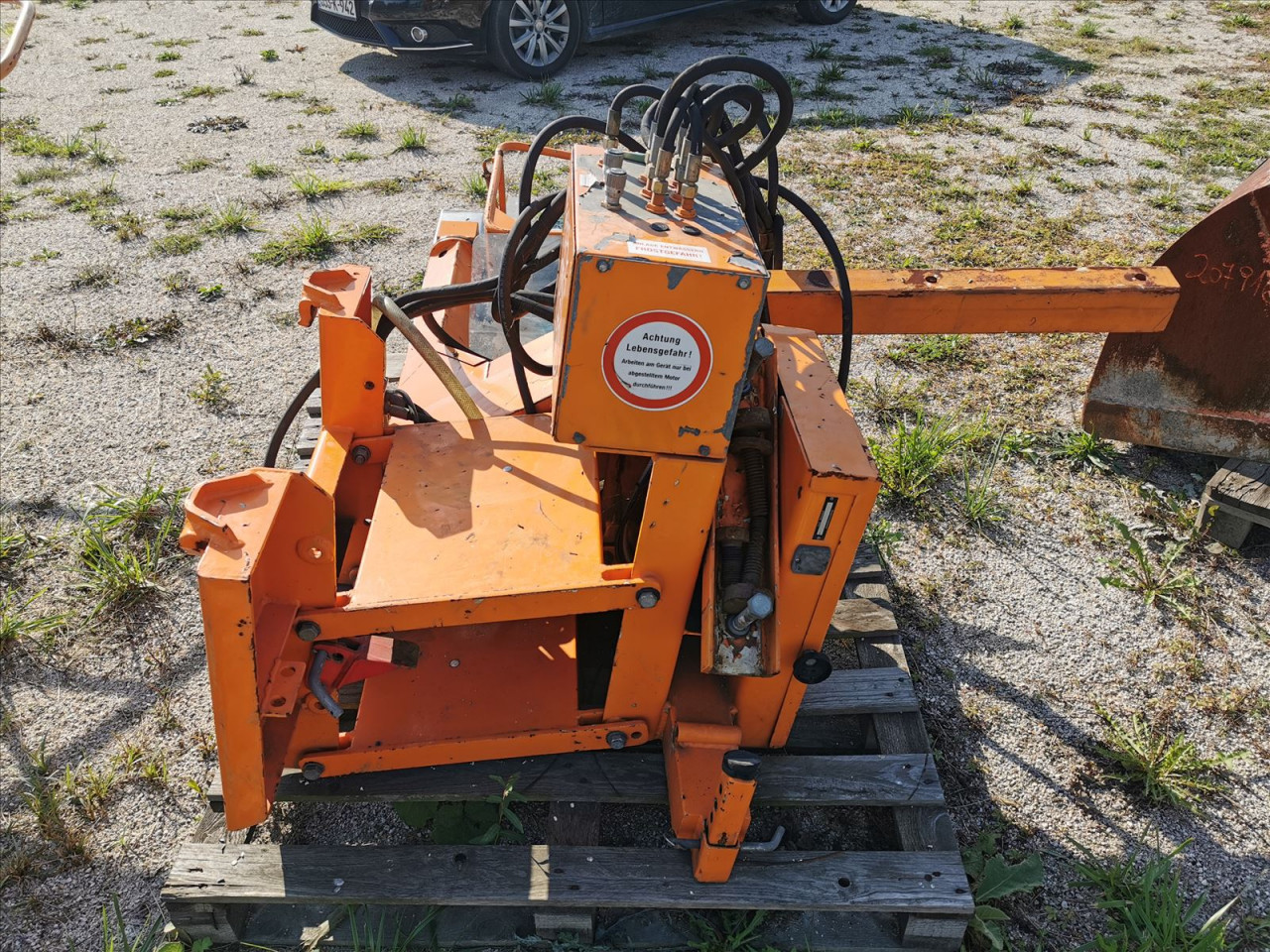 Pfau (228) - PERAČ DELINEATORA ZA UNIMOG