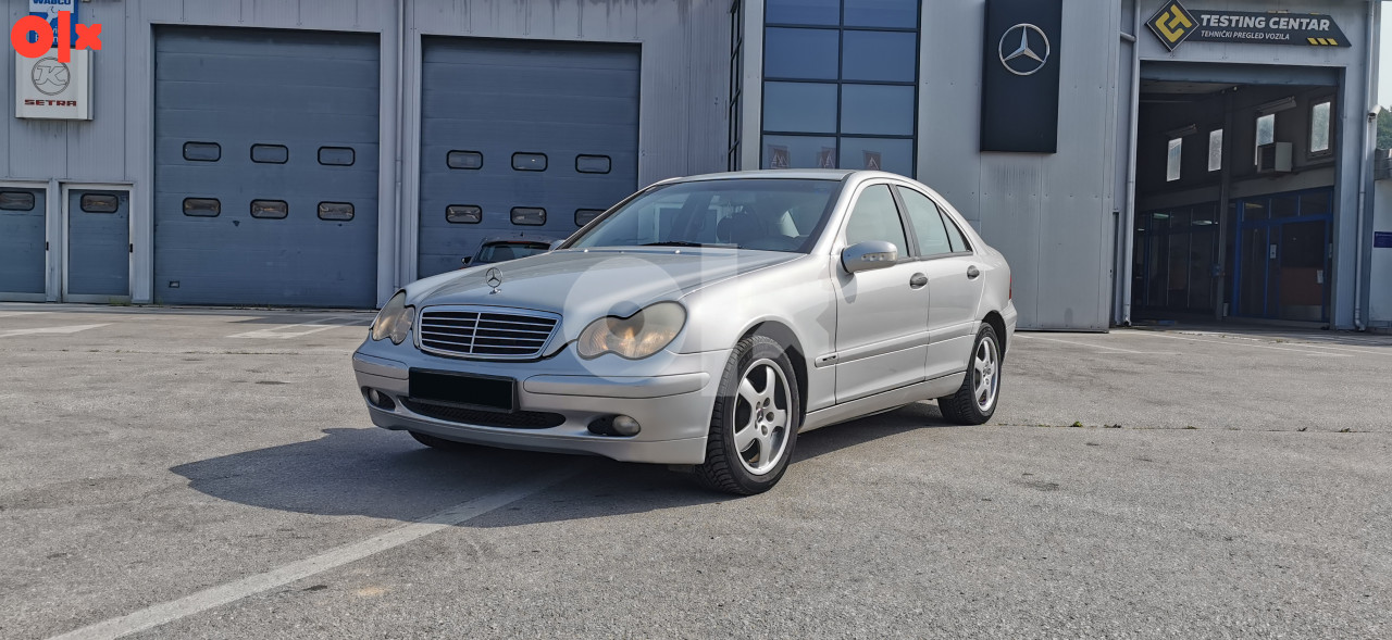 Mercedes-Benz C 220