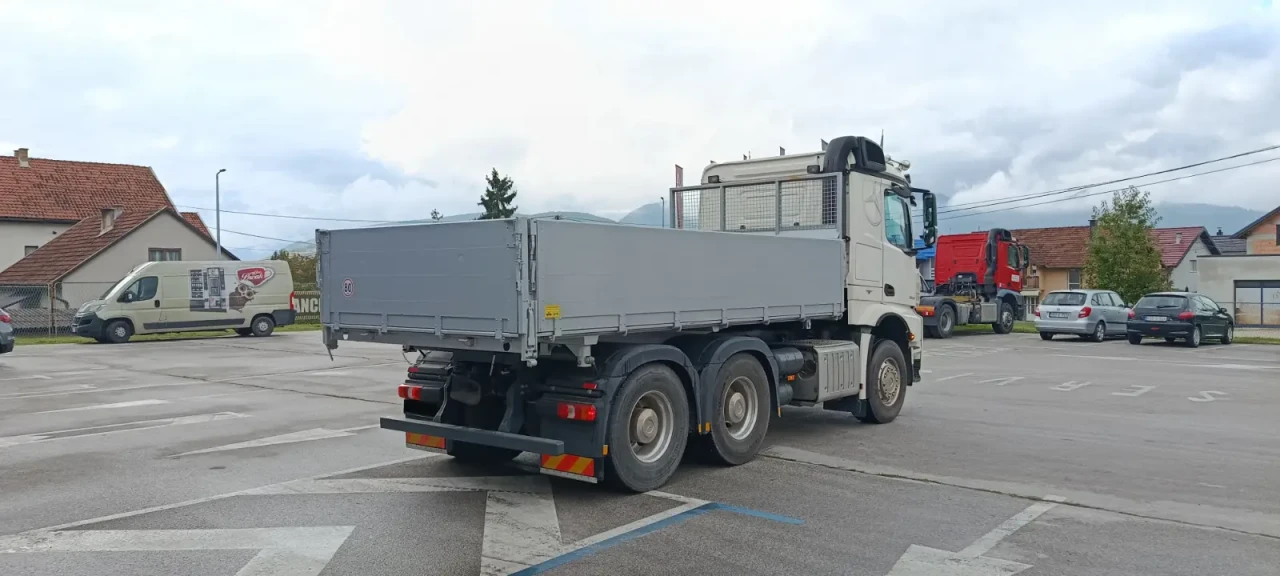 Mercedes-Benz  Arocs 2648 (440) - KIPER