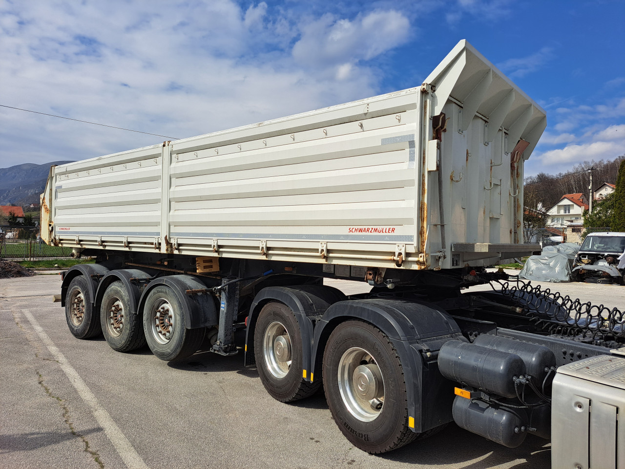 Schwarzmueller SK/H100/AB0 (441) - KIPA 3 OSOVINE / TROSTRANA