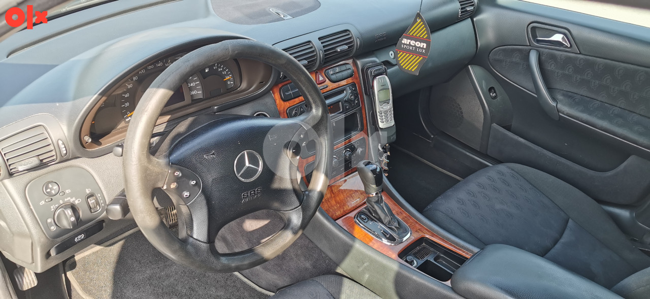 Mercedes-Benz C 220