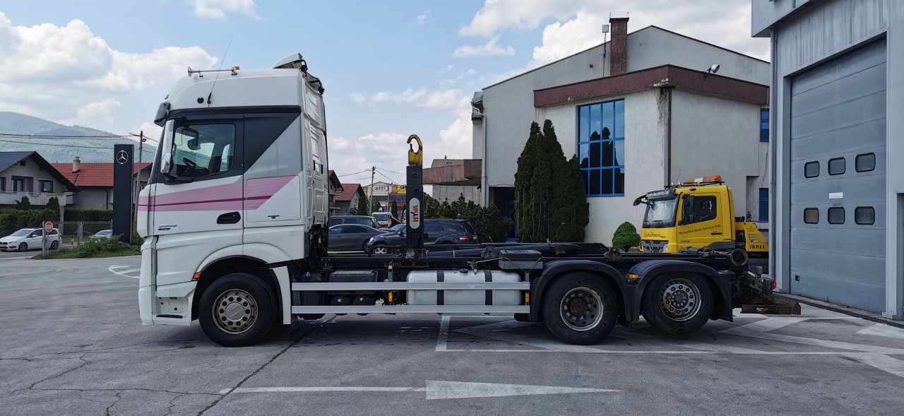 Mercedes-Benz Actros 2545 L [501]