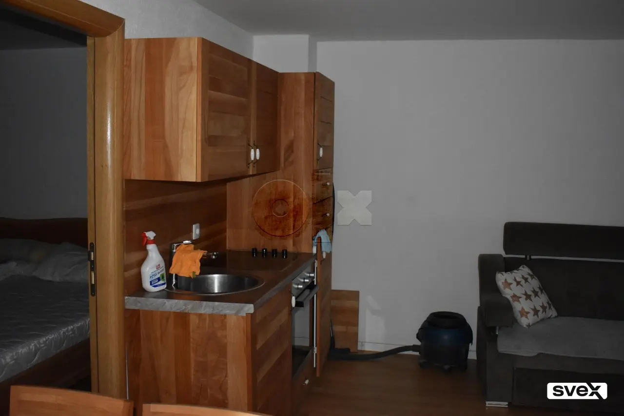 Vikendica na Vlašiću, Kukotnica