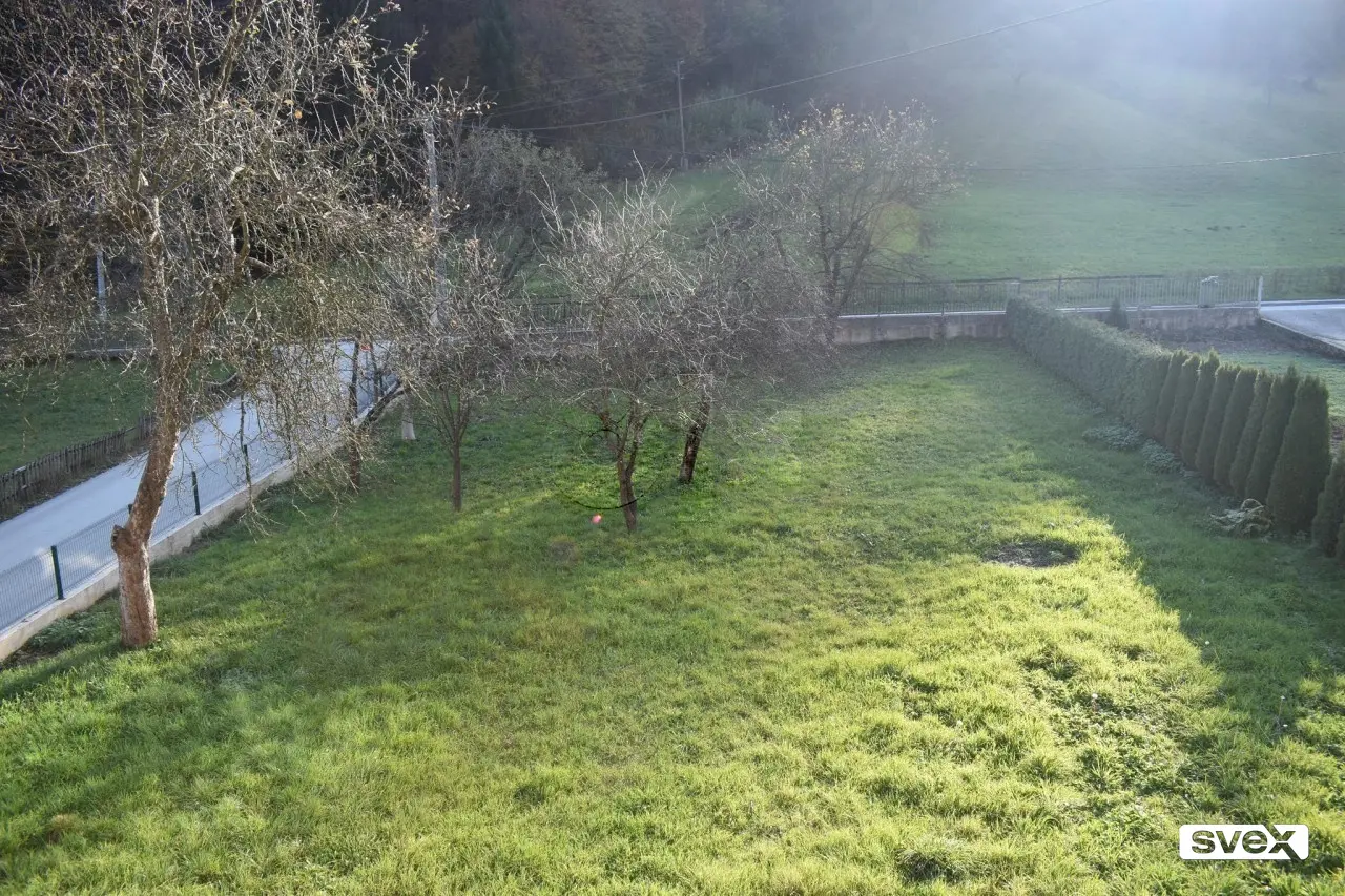 Kuća trospratnica u naselju Luke - Fojnica