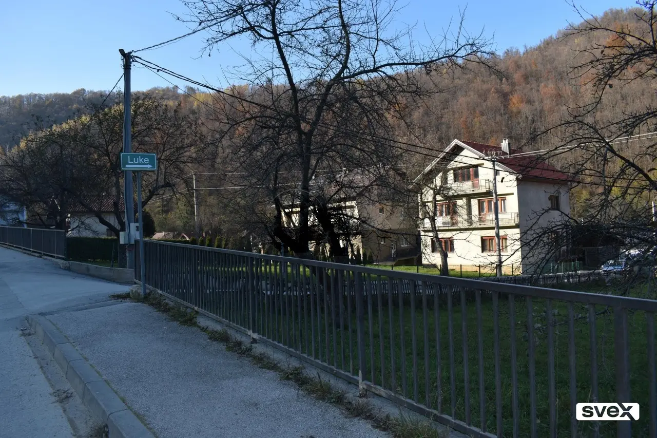 Kuća trospratnica u naselju Luke - Fojnica
