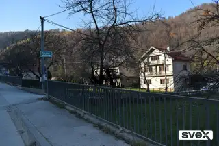 Kuća trospratnica u naselju Luke - Fojnica