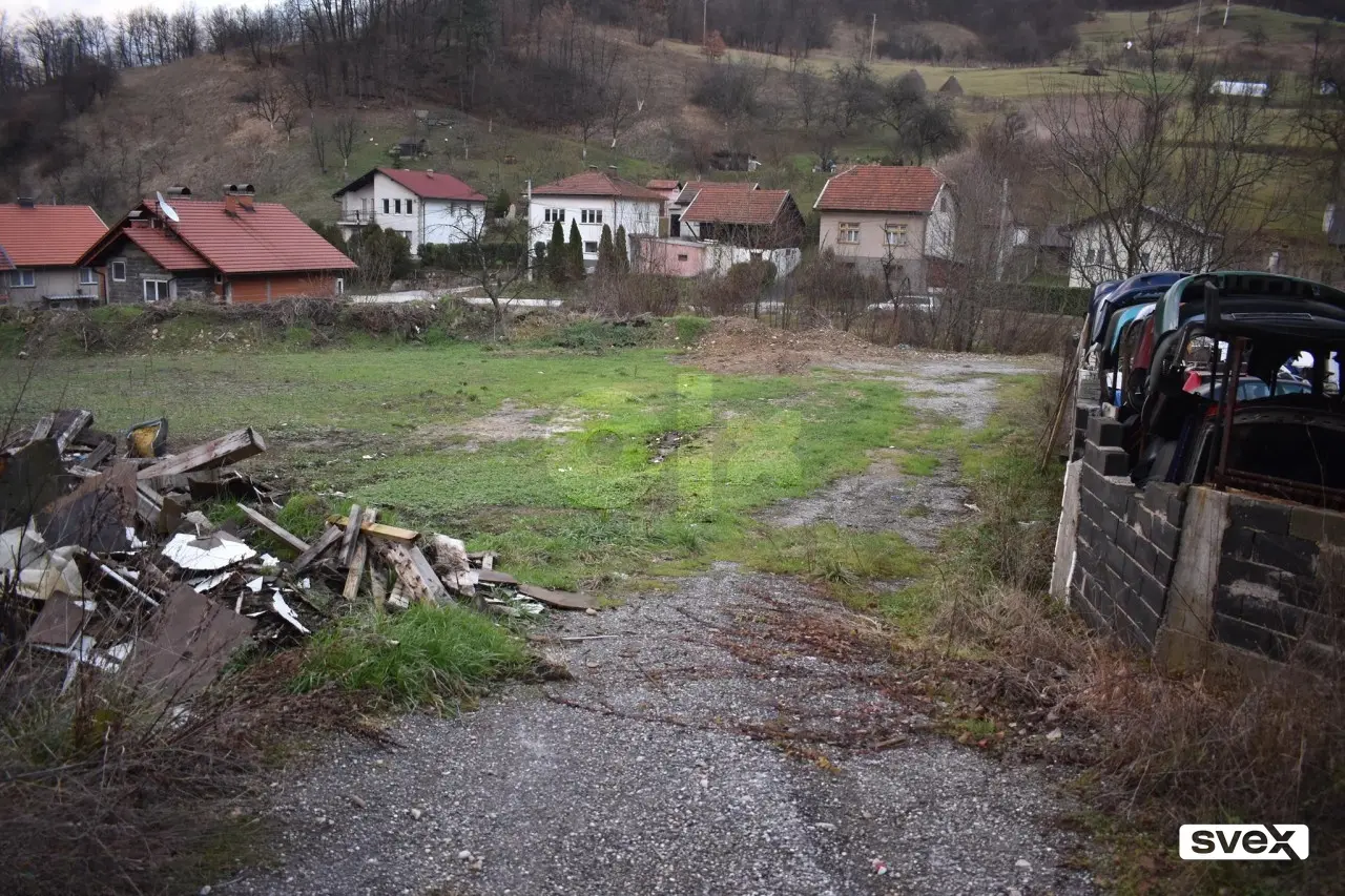 Imanje sa kućom u Čajdrašu