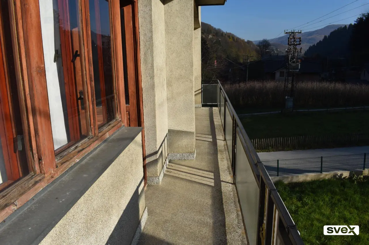 Kuća trospratnica u naselju Luke - Fojnica