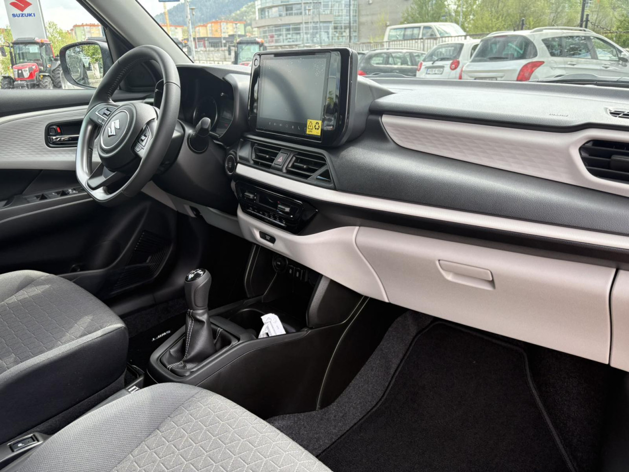 SUZUKI SWIFT-(GL+,MT)-AC BERLIJETA VISOKO-032/731-580