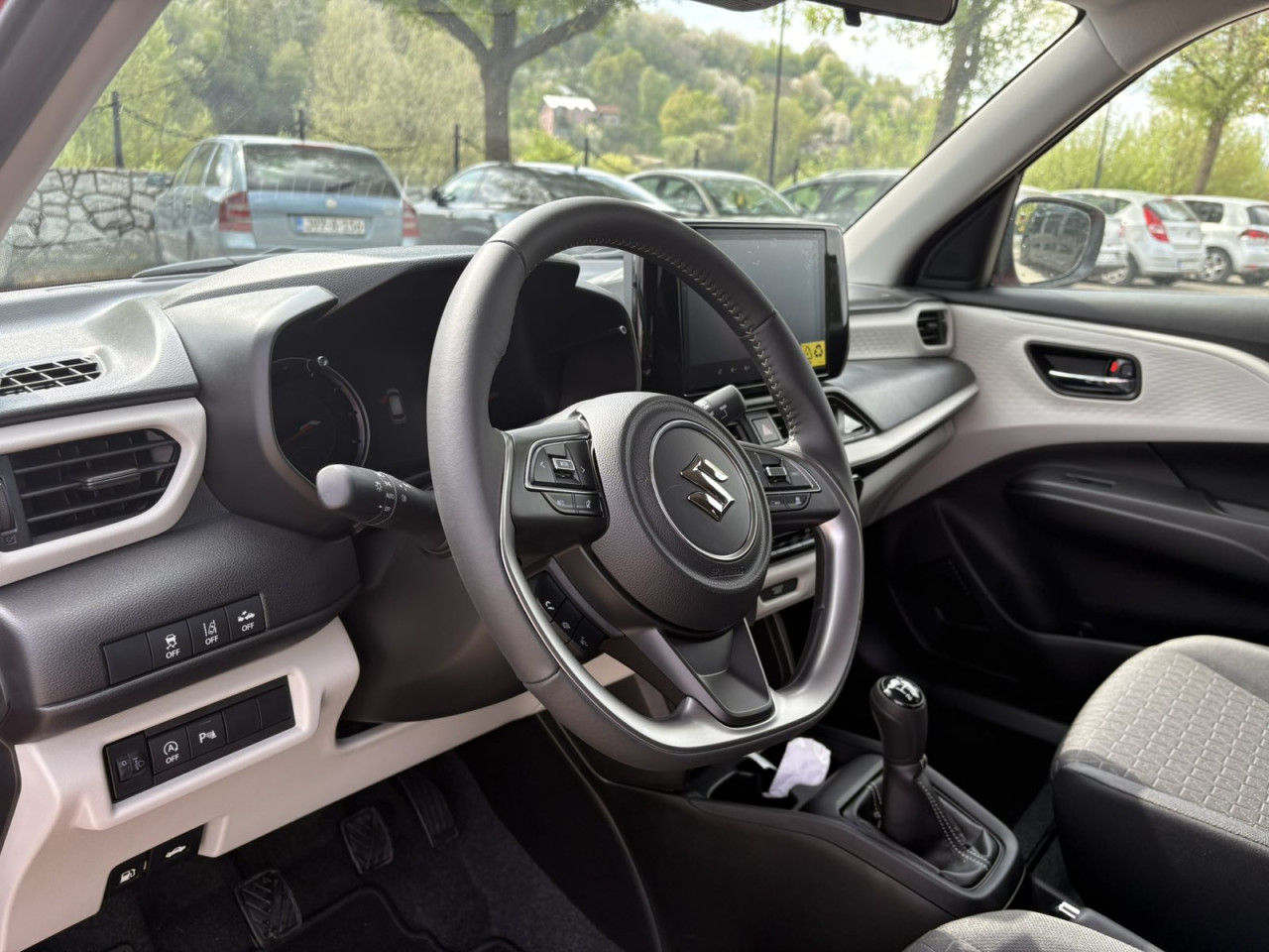 SUZUKI SWIFT-(GL+,MT)-AC BERLIJETA VISOKO-032/731-580