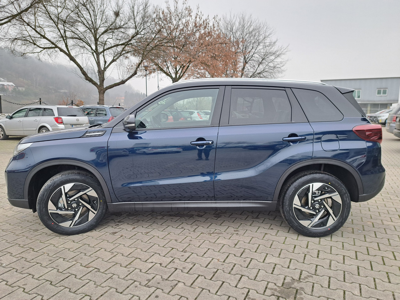 SUZUKI VITARA (GLX,AT)-AC BERLIJETA VISOKO-032/731-580