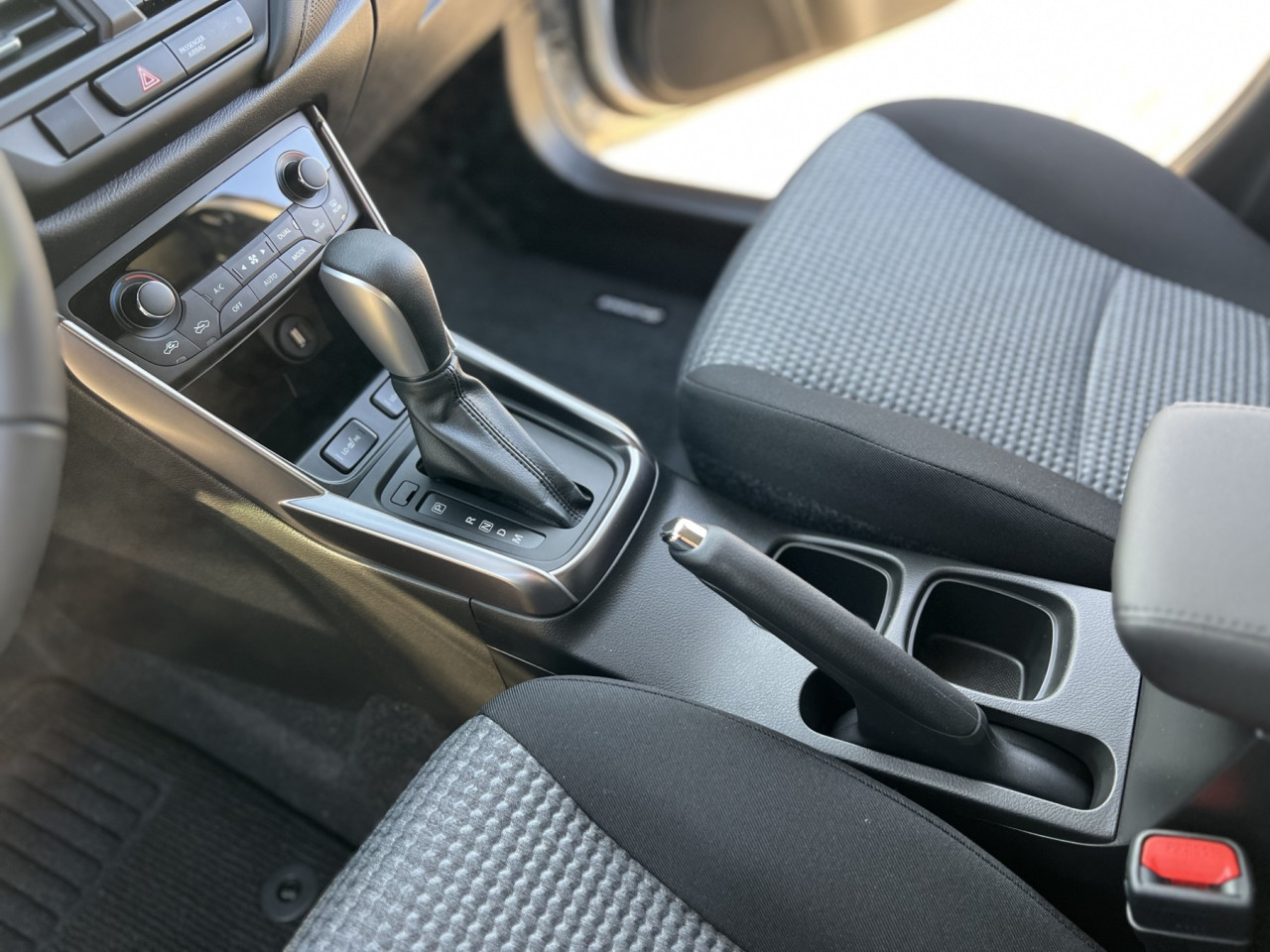 SUZUKI S-CROSS (GL+,AT)-AC BERLIJETA VISOKO-032/731-580
