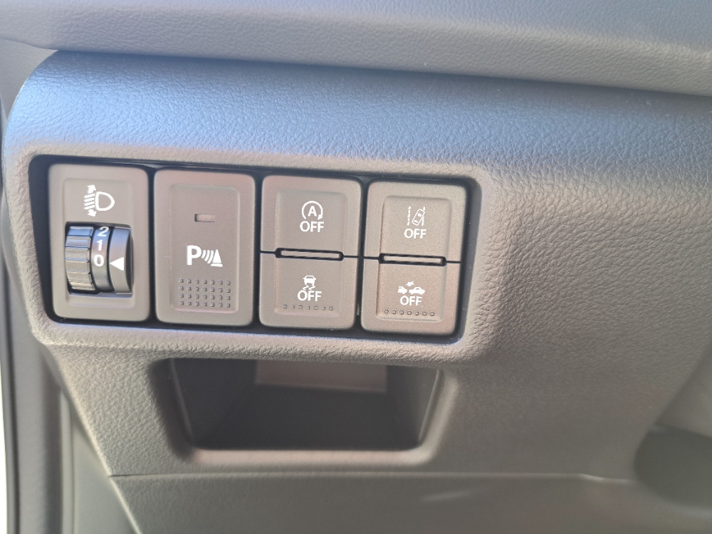 SUZUKI S-CROSS 1.4 (GL+,MT6)-AC BERLIJETA VISOKO