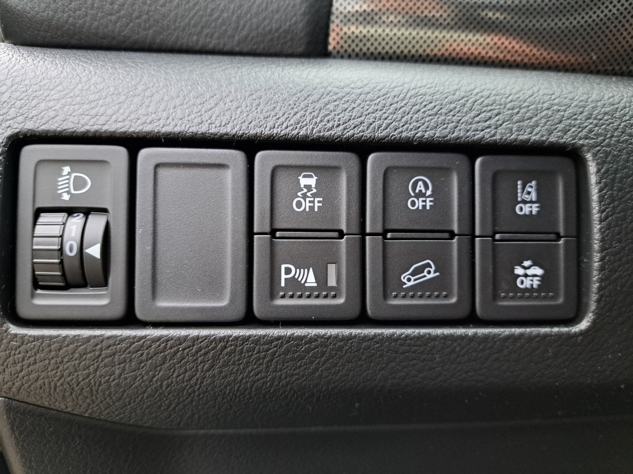 SUZUKI VITARA (GLX,AT)-AC BERLIJETA VISOKO-032/731-580