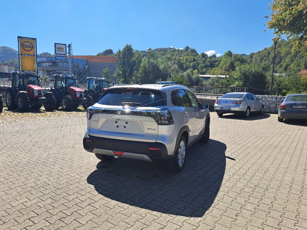 SUZUKI S-CROSS 1.4 (GL+,MT6)-AC BERLIJETA VISOKO
