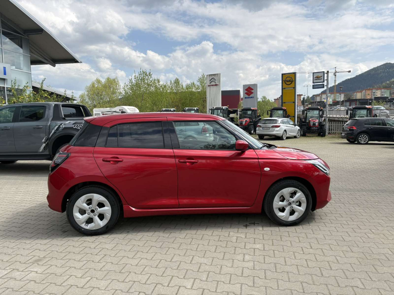 SUZUKI SWIFT-(GL+,MT)-AC BERLIJETA VISOKO-032/731-580