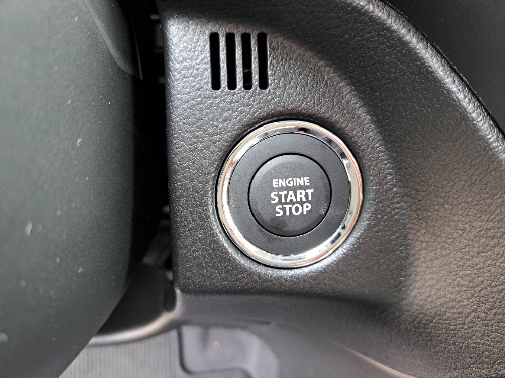 SUZUKI S-CROSS 1.4 (GL+,MT6)-AC BERLIJETA VISOKO