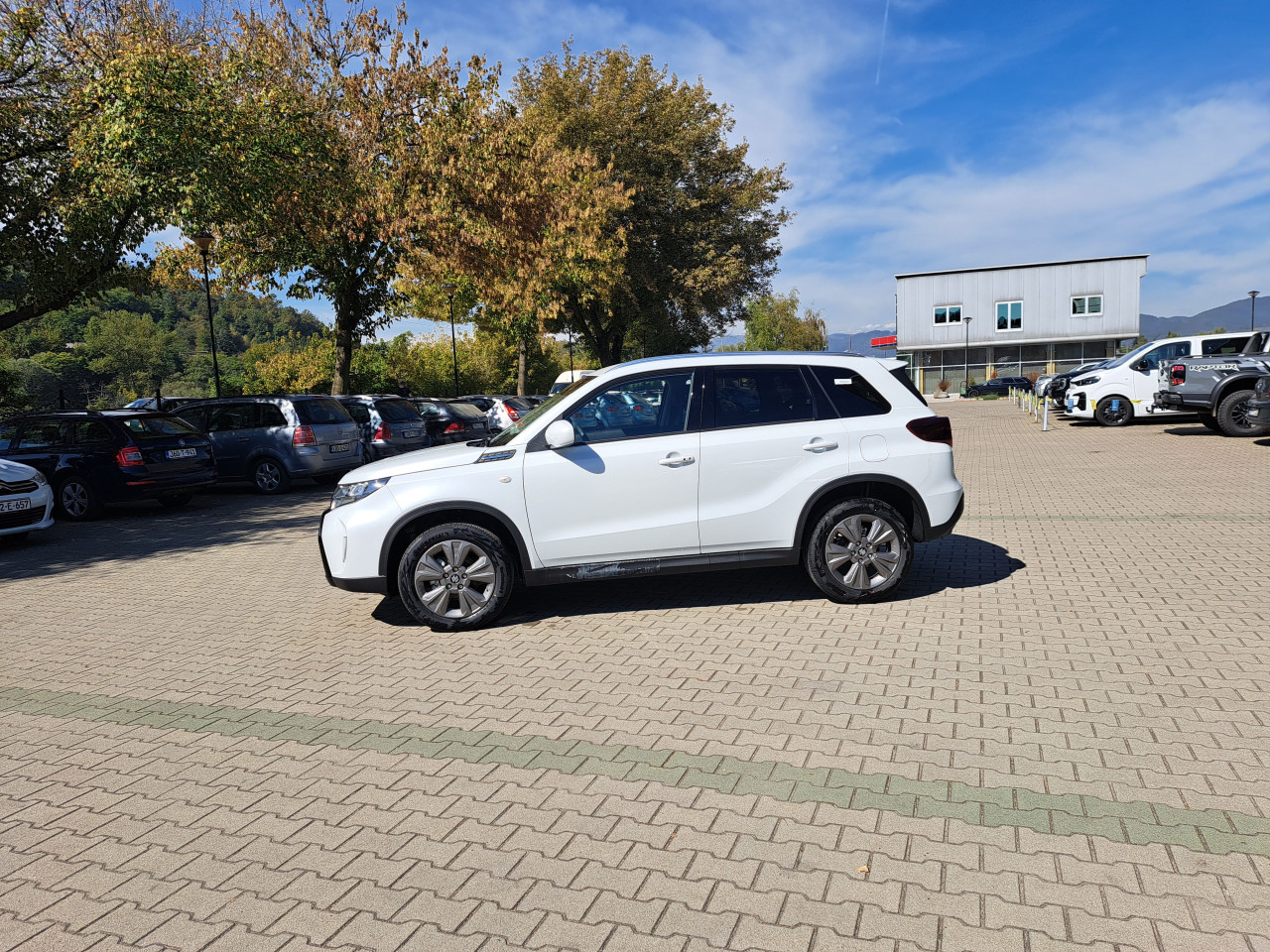 SUZUKI VITARA (GL+,MT) - AC BERLIJETA VISOKO
