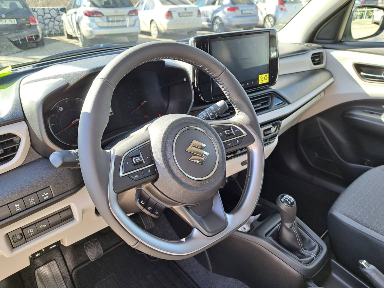 SUZUKI SWIFT (GL+,MT)-AC BERLIJETA VISOKO-032/731-580