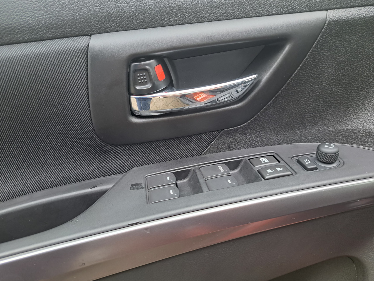 SUZUKI S-CROSS GL+,4WD,AT