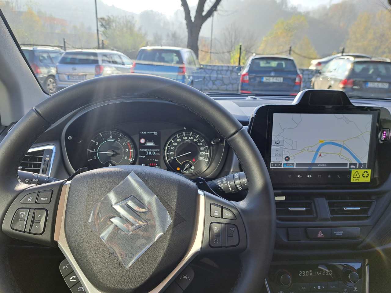 SUZUKI S-CROSS 4WD,AT-AC BERLIJETA VISOKO-032/731-580