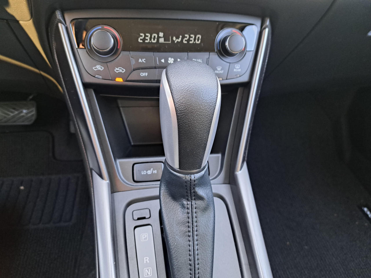 SUZUKI S-CROSS 4WD,AT-AC BERLIJETA VISOKO-032/731-580