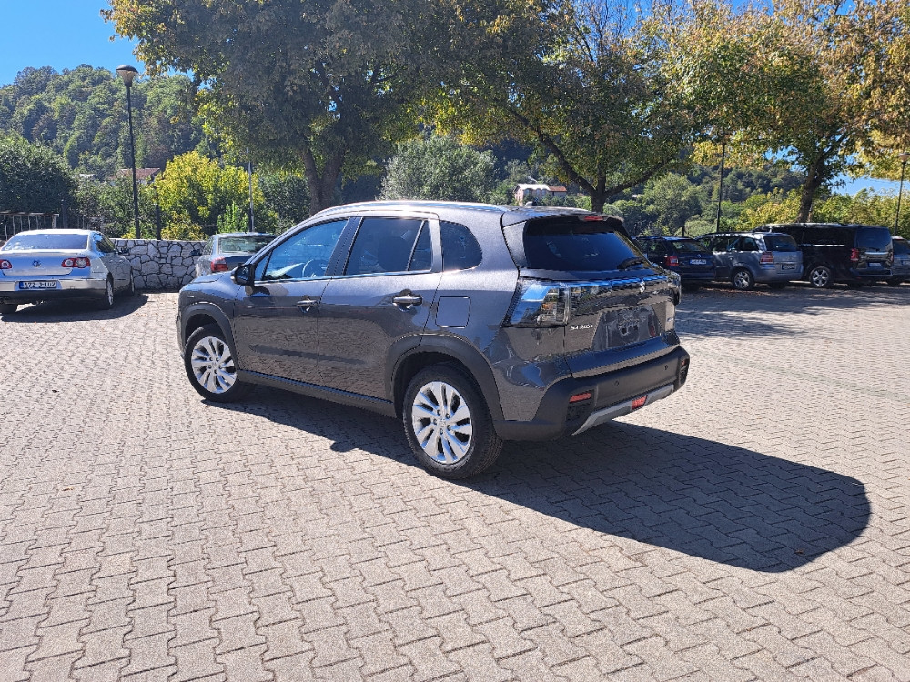 SUZUKI S-CROSS 1.4 (GL+,MT6)-AC BERLIJETA VISOKO