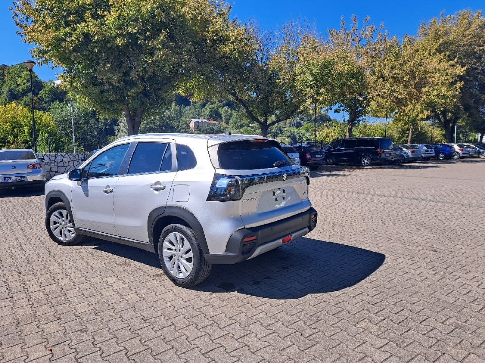 SUZUKI S-CROSS 1.4 (GL+,MT6)-AC BERLIJETA VISOKO