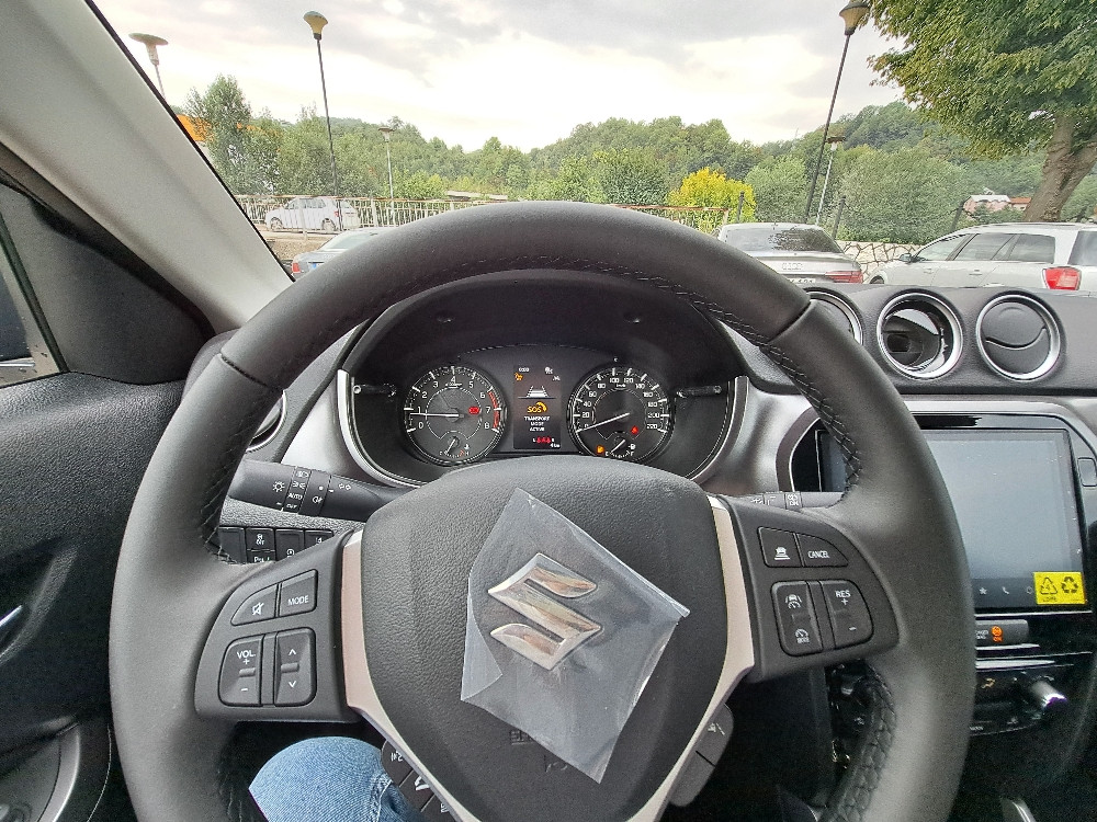 SUZUKI VITARA 1.4 (GL+ MT) - AC BERLIJETA VISOKO