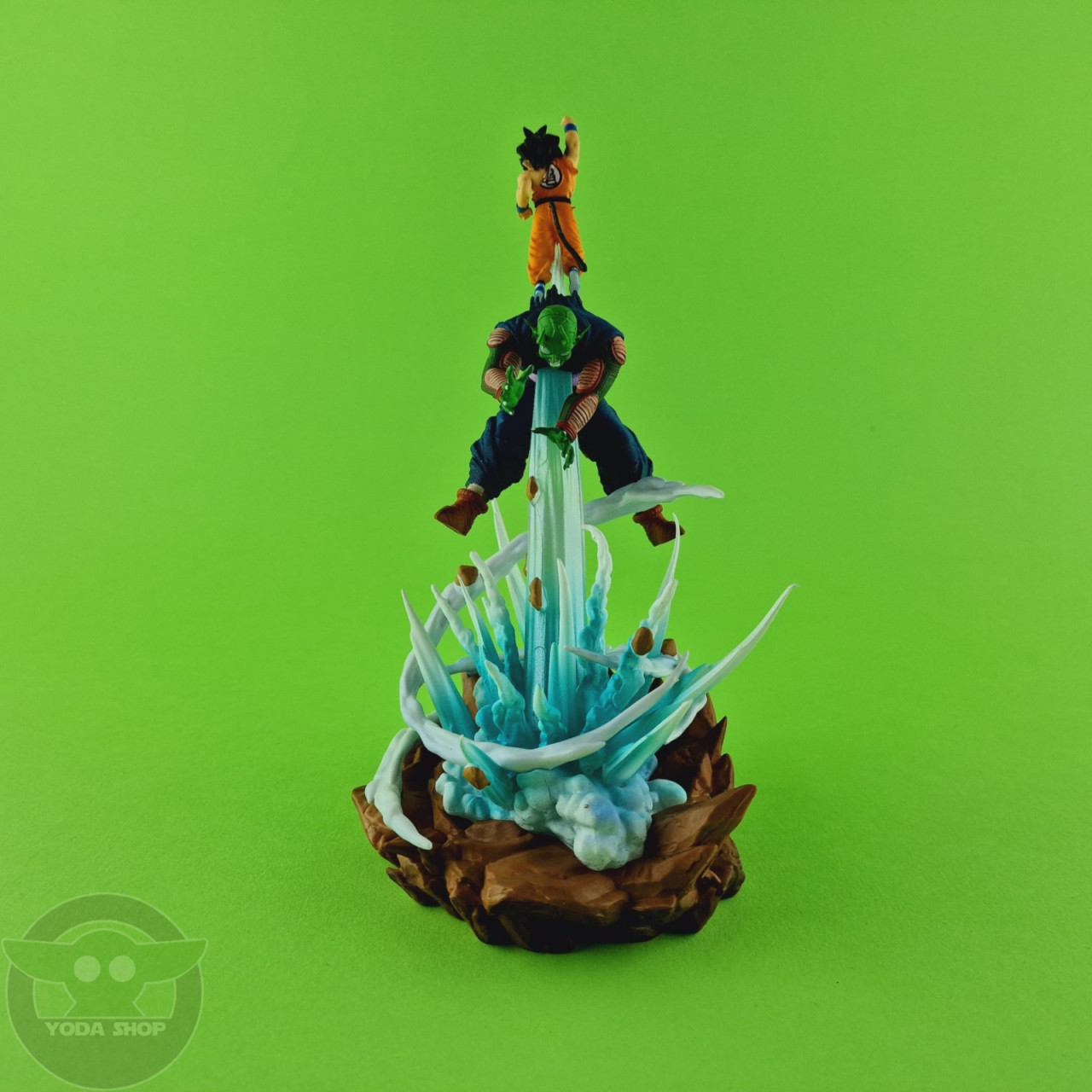 Goku vs Piccolo figura