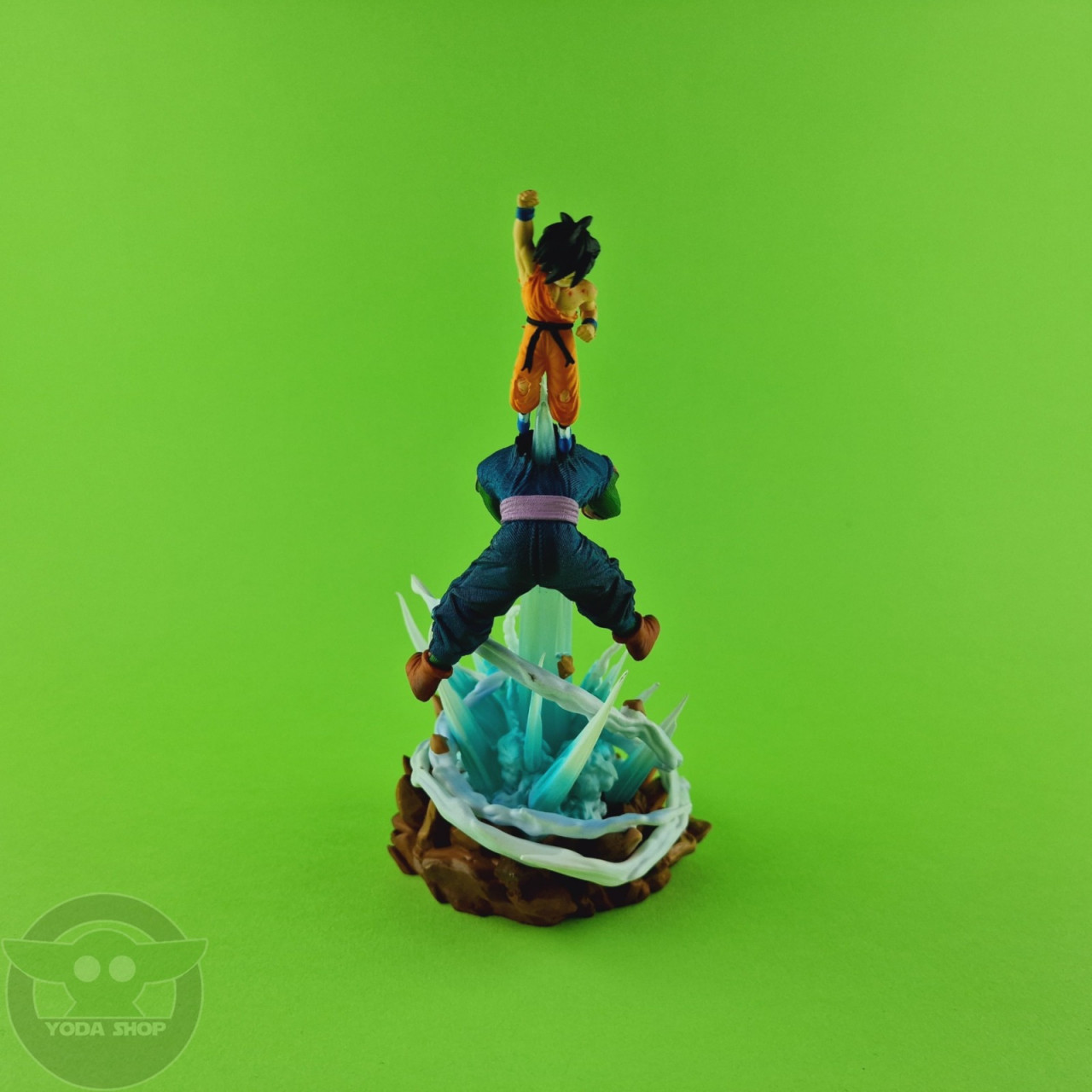 Goku vs Piccolo figura