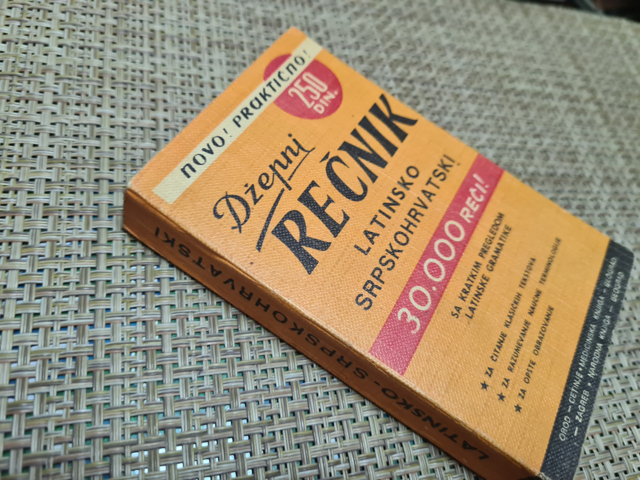 Džepni rečnik Latinsko-srpski