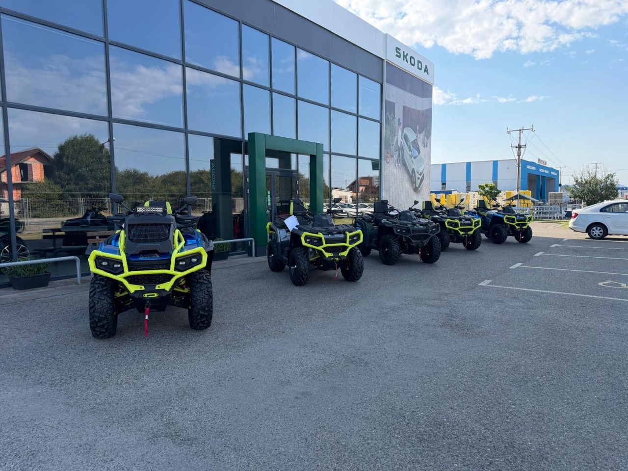 Qvad AODES 1000 Vise komada na stanju Autorad doo