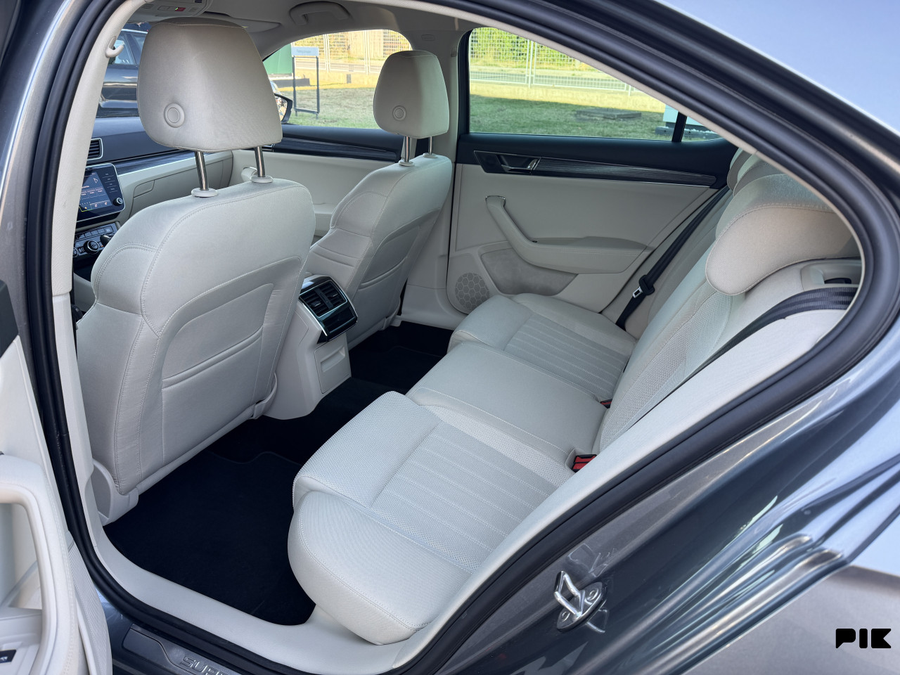 Superb 2.0 Tdi 147 Kw 4x4 Virtual Dsg Navi Autorad doo