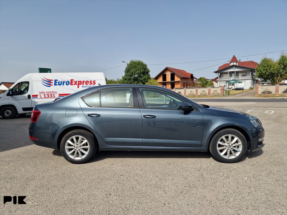 Škoda Octavia 1.6 TDI - Autorad doo