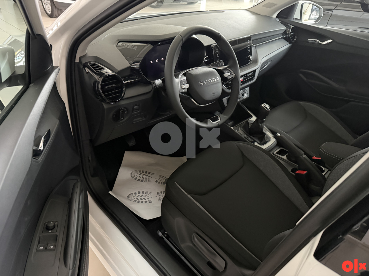 Škoda Fabia A07 Essence 1.0 MPI 59kW - Autorad doo