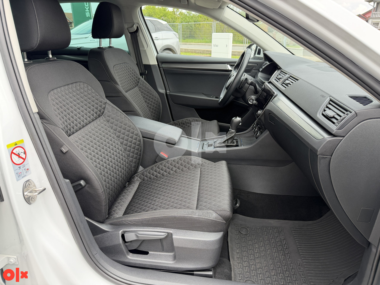 Škoda Superb 2.0 Tdi 110 Kw dsg virtual navi Autorad doo