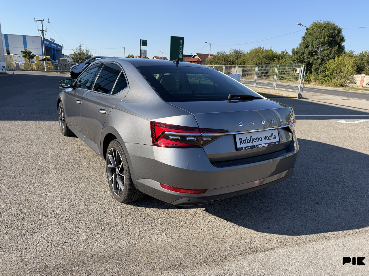 Superb 2.0 Tdi 147 Kw 4x4 Virtual Dsg Navi Autorad doo