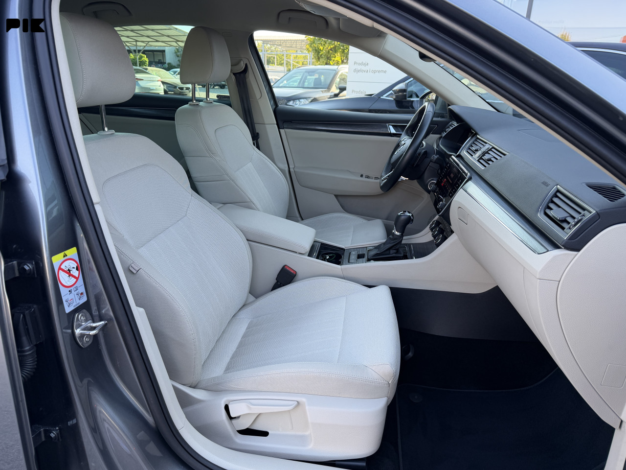 Superb 2.0 Tdi 147 Kw 4x4 Virtual Dsg Navi Autorad doo
