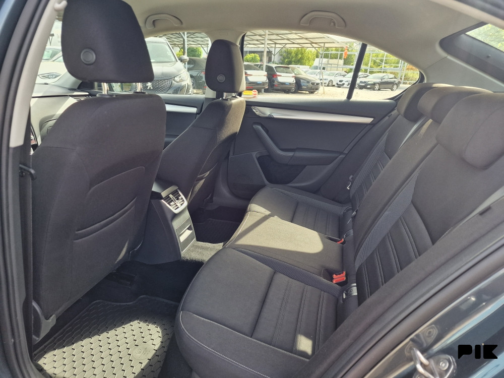 Škoda Octavia 1.6 TDI - Autorad doo