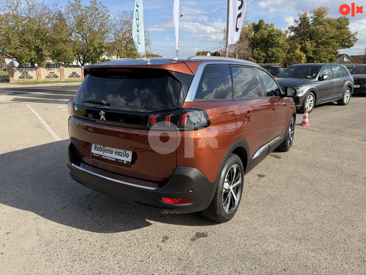 Peugeot 5008 1.5 BlueHDI 96KW Tiptronic 7-sjedista Autorad doo